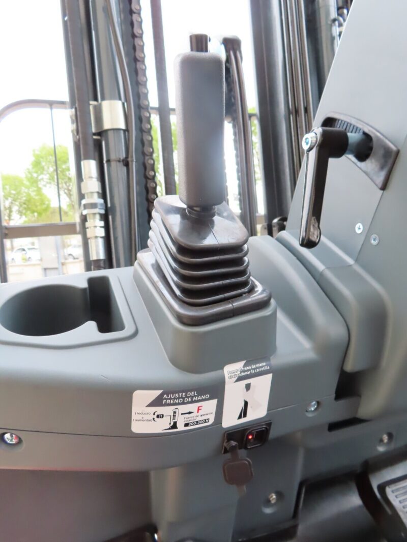 4R H4 SERIES 1.5-3.8 TON